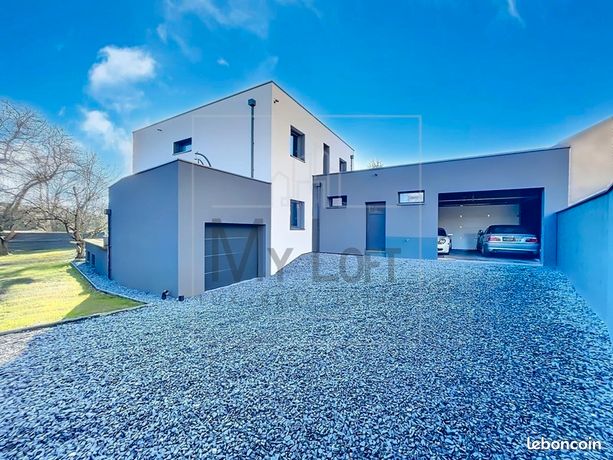 Maison 8 pièces 209 m²