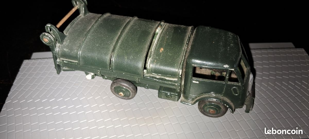 Camion Poubelle Dinky Toys 1:43 – Métal, Occasion Très Bon état Pour Collection
