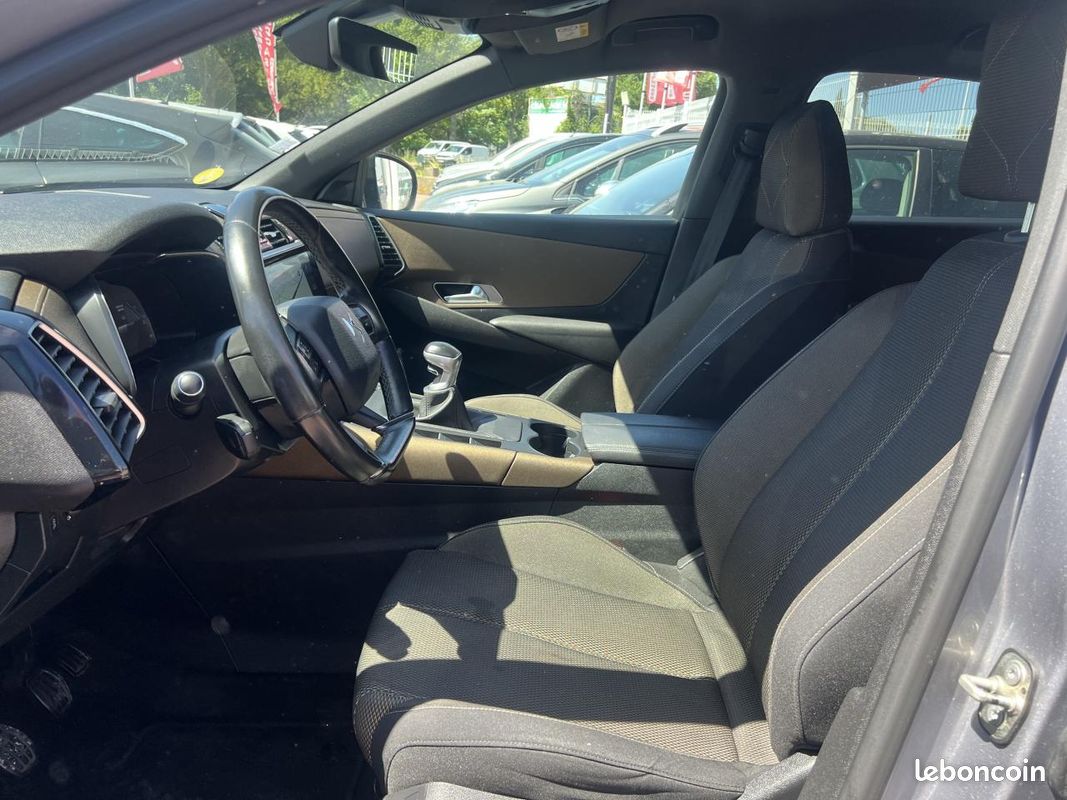 DS DS 7 CROSSBACK DS7 Crossback 1.5 BlueHDi - 130 So Chic DISTRIBUTION COMPLETE NEUVE (image 14)