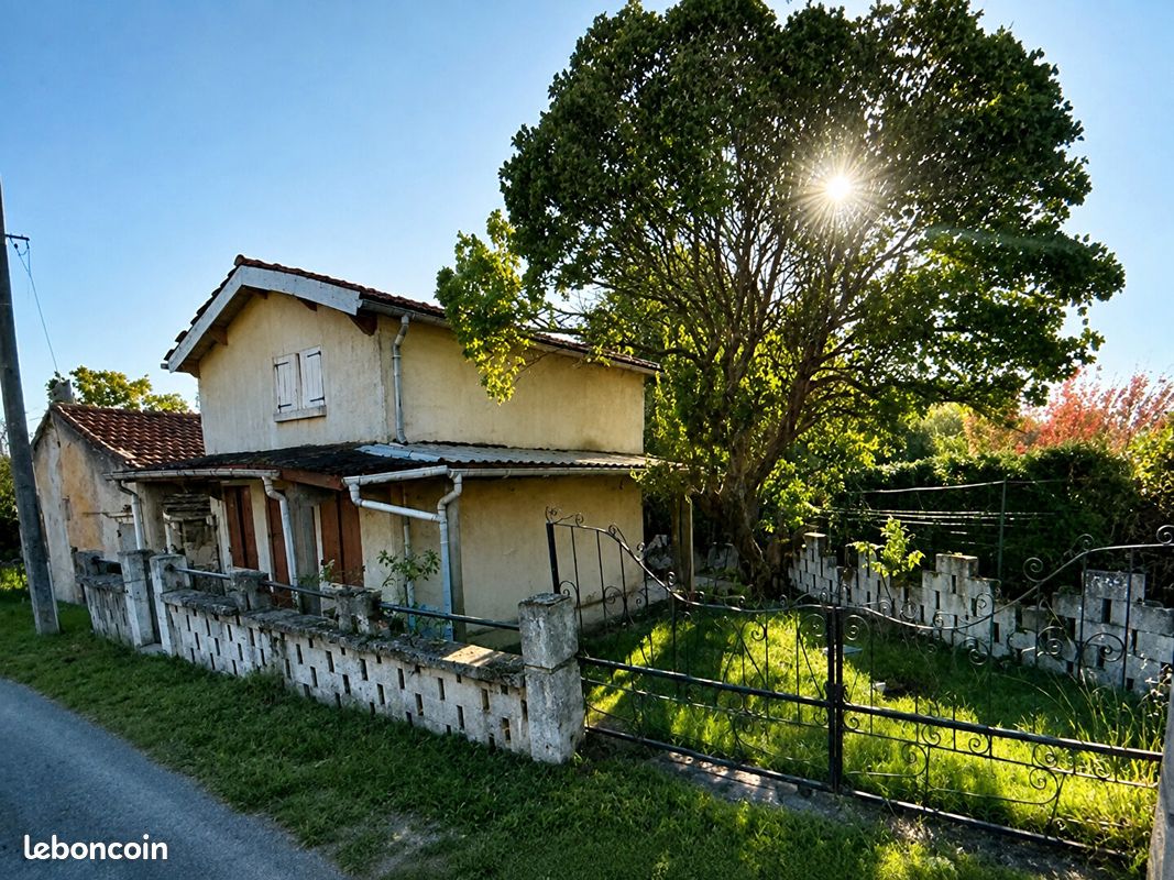 Maison 3 pièces 56 m² · à Teuillac · 56 m² · 46 900 €