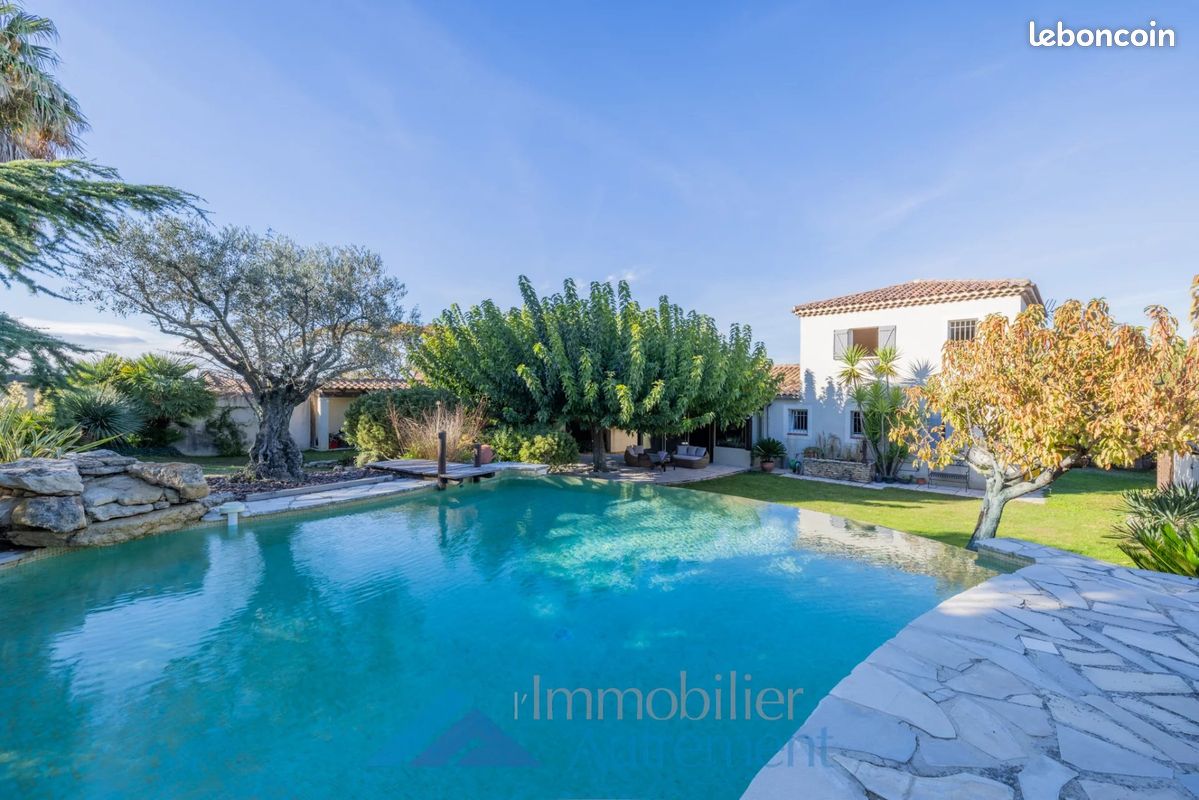 Maison 5 pièces 150 m² · à Les Pennes-Mirabeau · 150 m² · 795 000 €