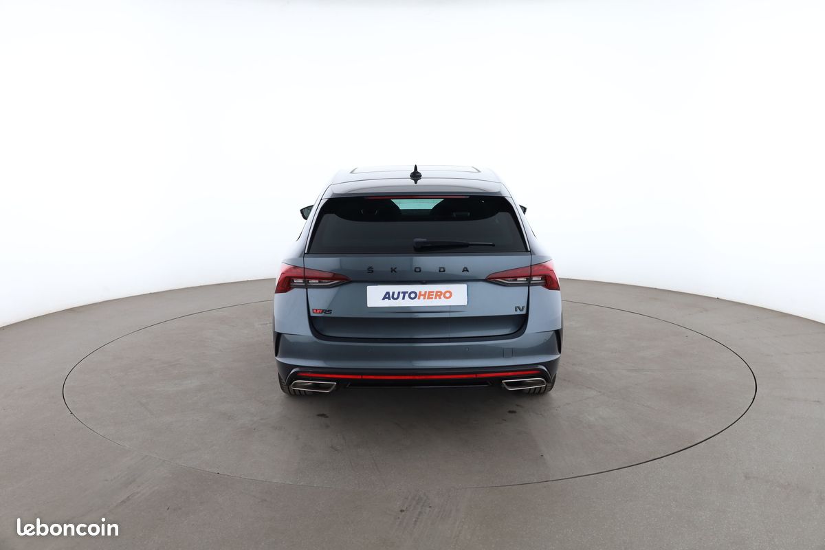 Skoda Octavia Combi 1.4 TSI PHEV iV RS DSG6e 245 ch (image 12)