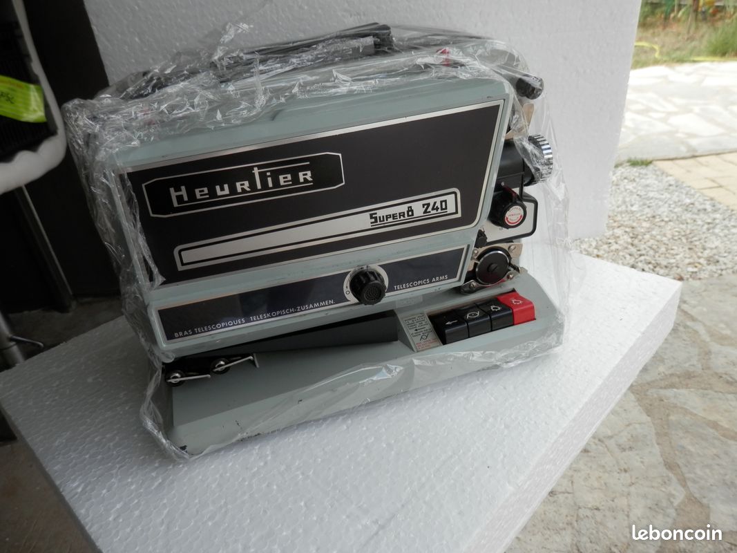 PROJECTEUR Film Super 8 240 HEUTIER N° 1 (image 1)