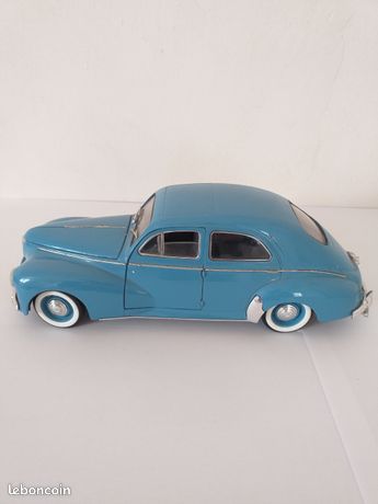 Peugeot 203 bleue de 1954 - Solido (Echelle 1/18ème