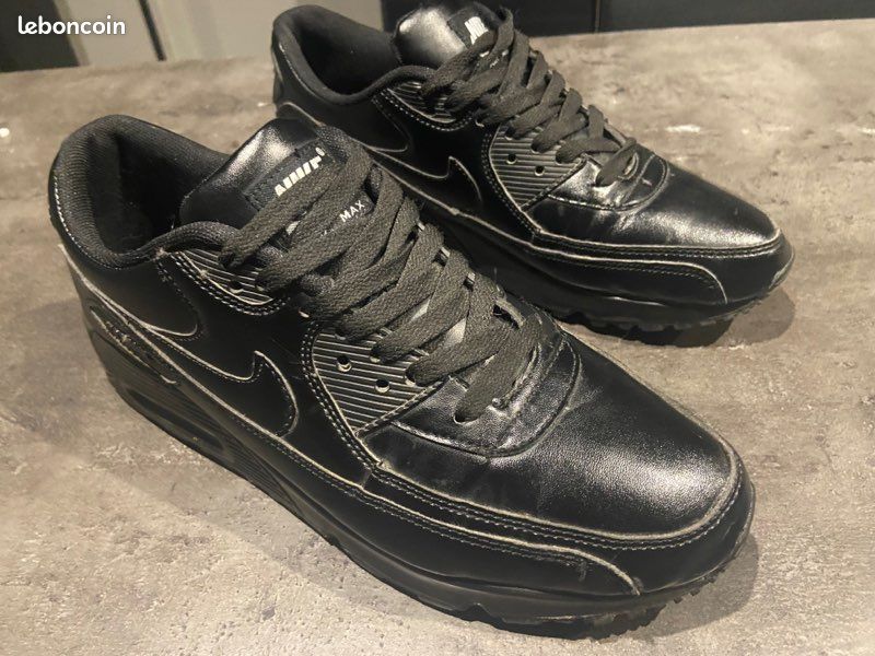 Chaussures Nike air Max 90 taille 43,5 (image 2)