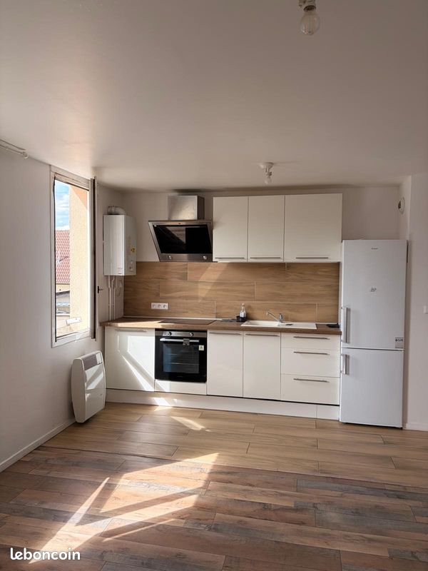Appartement 2 pièces 50 m² · à Clermont · 50 m² · 800 €/mois