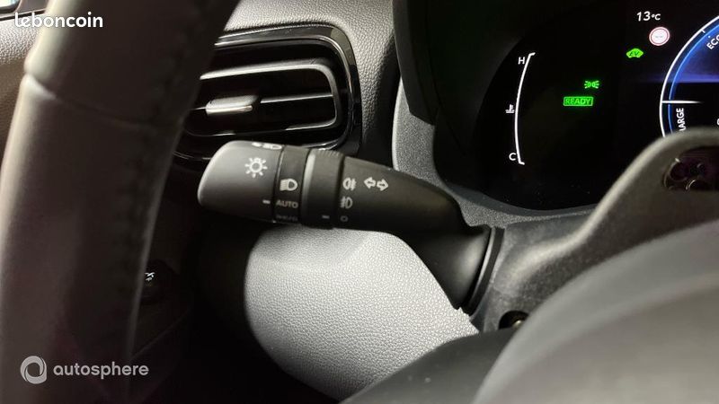 Toyota Yaris Cross 130h Design MY25 (image 23)