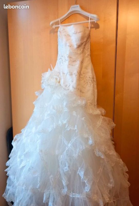 Robe de mariee pronovias taille 40 (image 1)