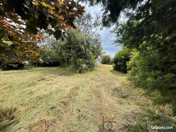 Terrain 791 m² ARZON