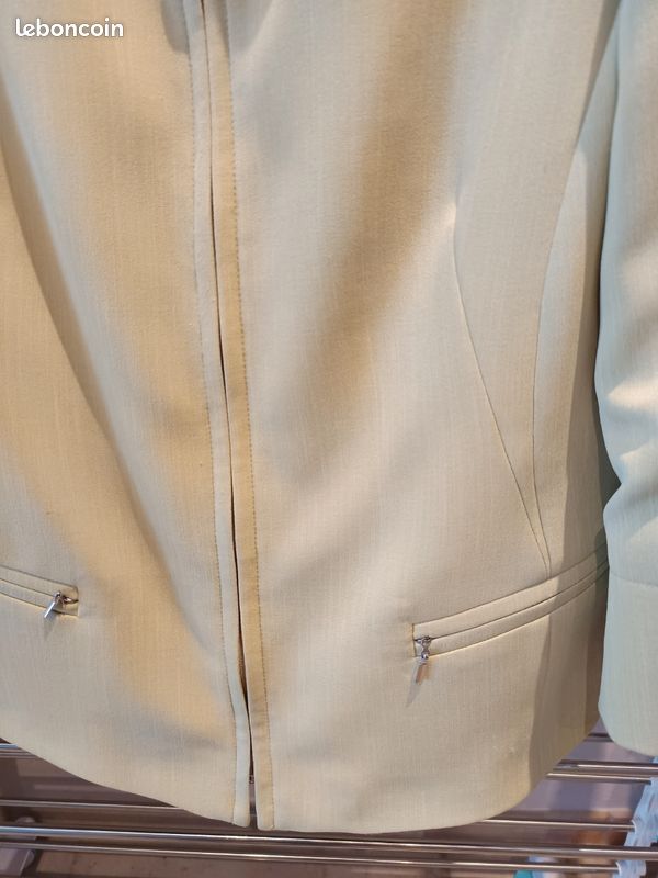 Veste Chic Christine Laure Taille 42 - Neuve Sans Étiquette - Couleur Prune