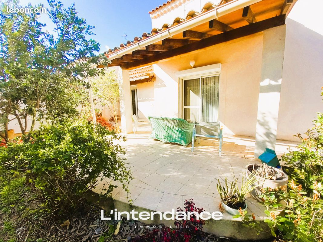 Maison 6 pièces 176 m² · à Hyères · 176 m² · 588 000 €
