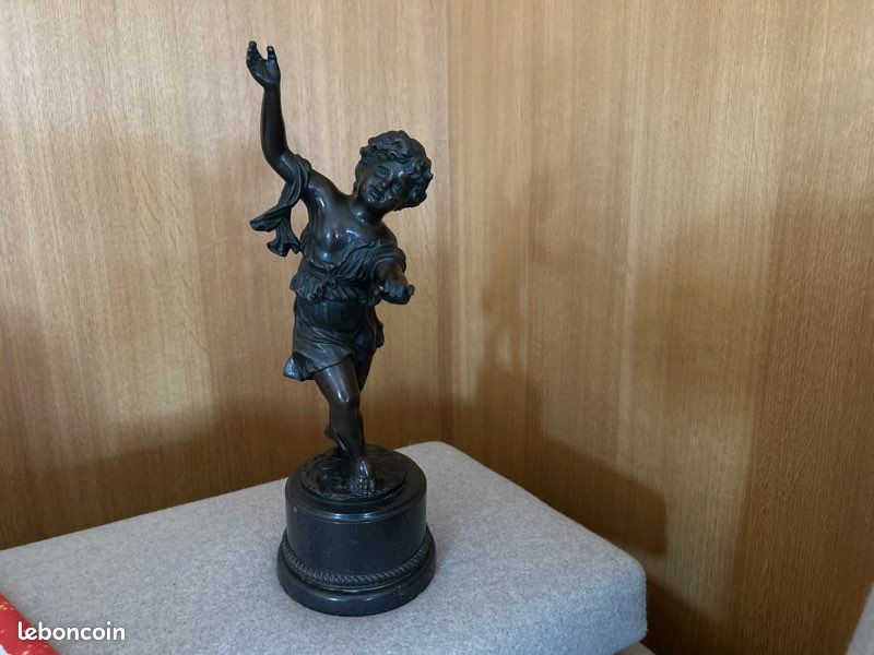 Bronze E.PLAT enfants, dansant (image 1)