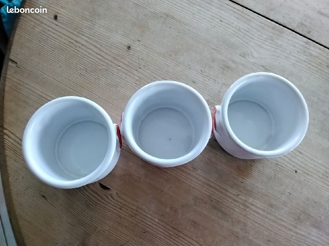 3 pots (image 3)