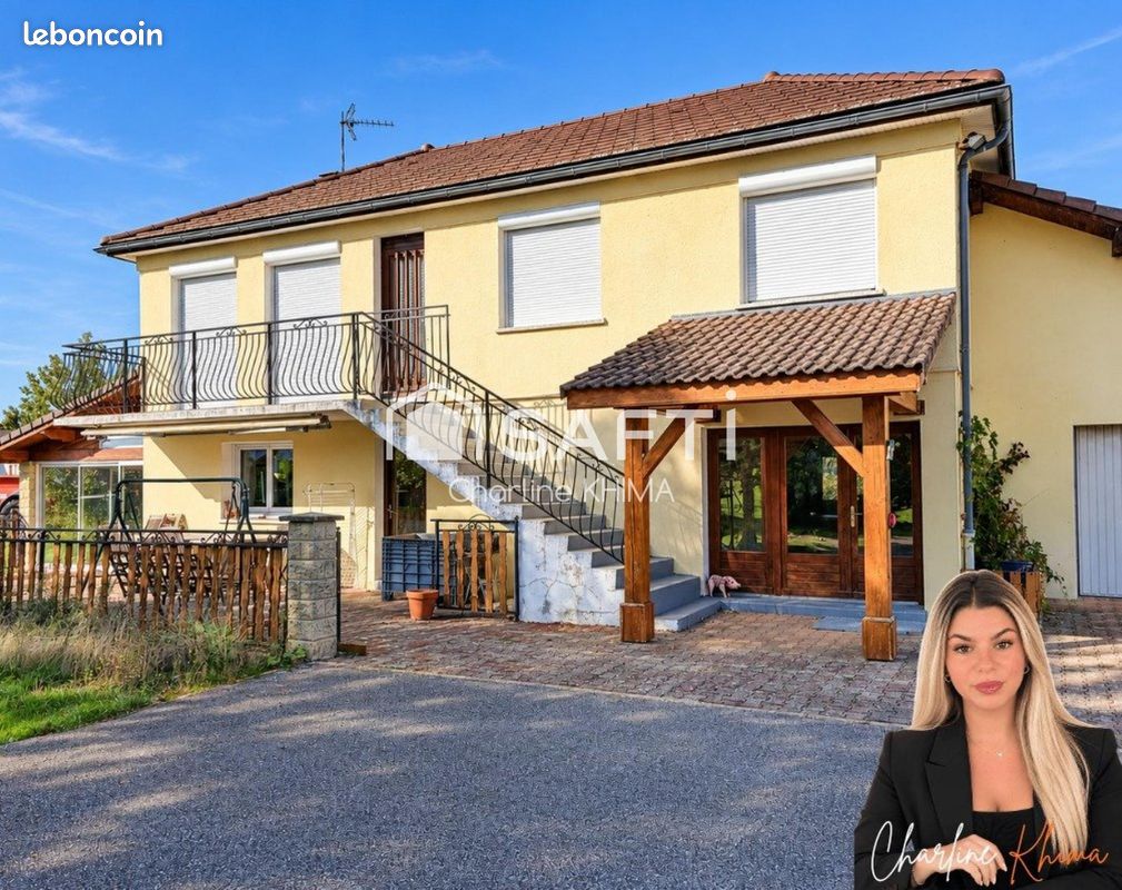Maison 5 pièces 208 m² · aux Abrets en Dauphiné · 208 m² · 249 000 €