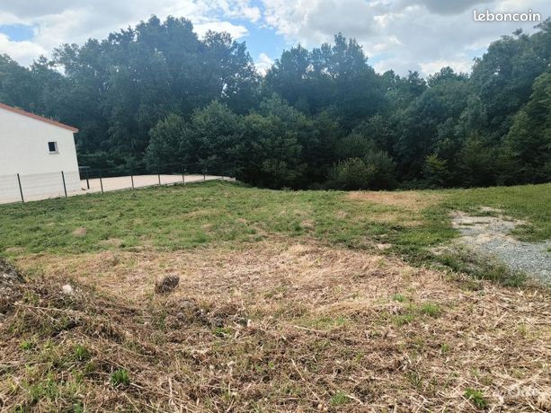 Terrain 1 930 m² Villeneuve Les Cerfs