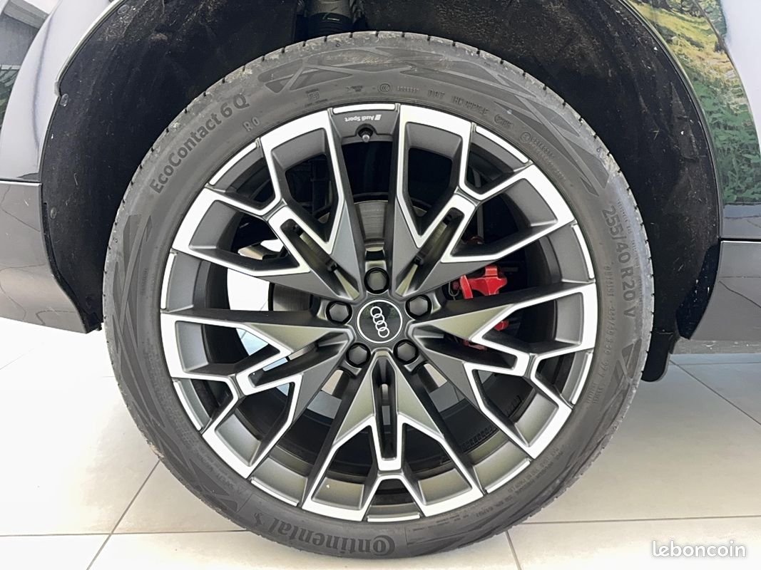 AUDI Q3 e-hybrid 272 ch S tronic 6 S line (image 10)