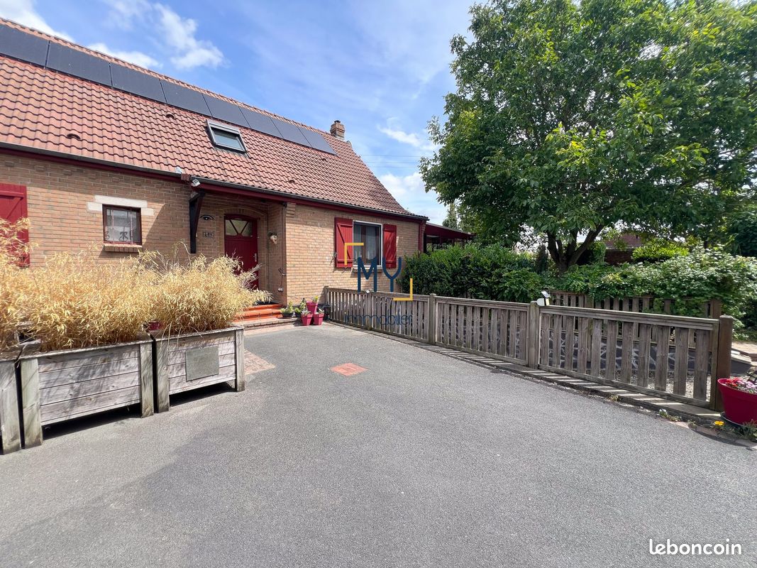 Maison 10 pièces 141 m² · à Illies · 141 m² · 435 000 €