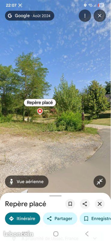 Terrain 14 700m2 + 2 hectares de bois Ussac · 400 000 €