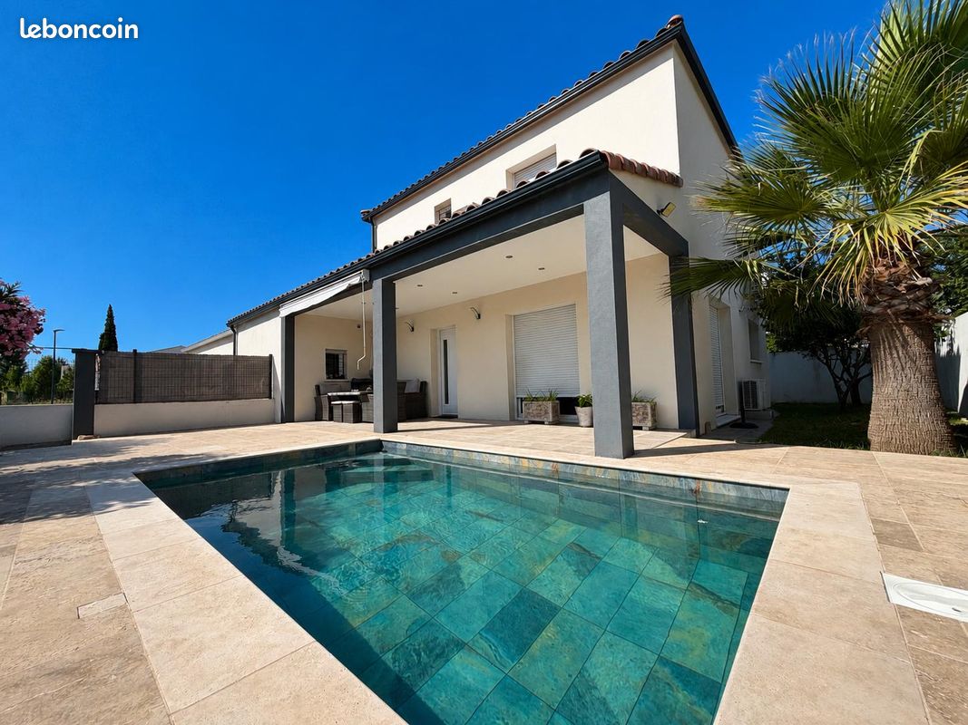 Maison 5 pièces 130 m² · à Plaissan · 130 m² · 369 000 €