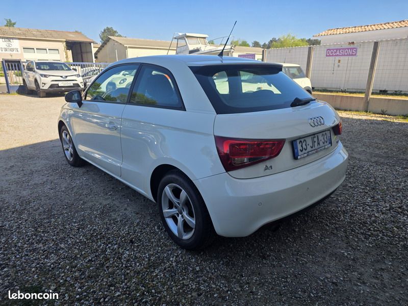 Audi A1 1.2L 85ch Attraction + Options *137000 kms (image 2)