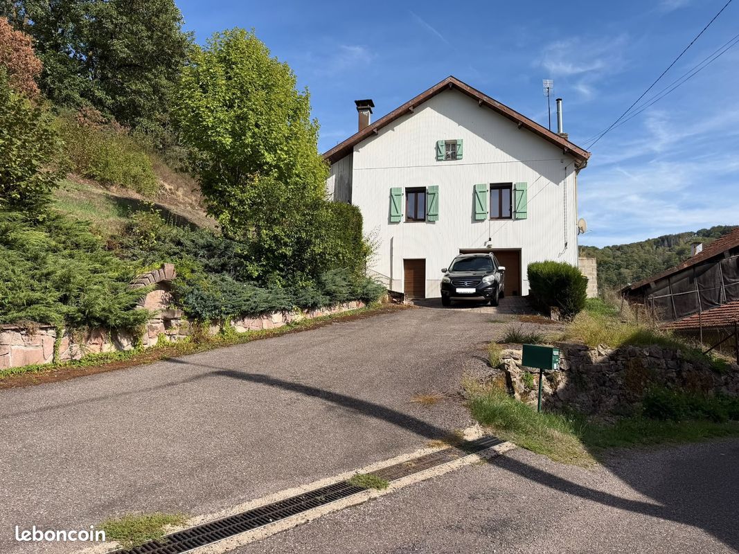 Maison 6 pièces 113 m² · à La Longine · 113 m² · 143 000 €