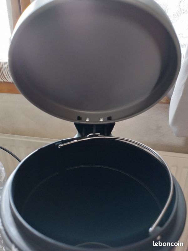 Vends poubelle de salle de bain 3 l (image 4)