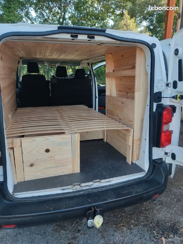 Lit Fourgon AmÃ©nagÃ© Fourgon Aménagé Lit Van AmÃ©nagÃ© Van AmÃ