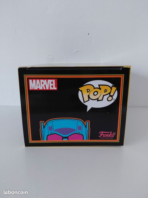 Funko Pop! Marvel Blacklight – Ant-Man (Ant-Man 2) | Figurine Vinyle Luminescente Sous Lumière Noire – Édition Exclusive à Collectionner