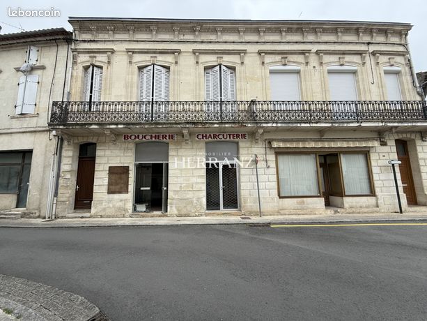 Immeuble 87 m² Guîtres