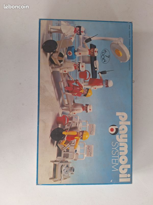 Playmobil Vintage 3404 - Hôpital Avec Chirurgien, Chambres, Ambulance Et Hélicoptère De 1976