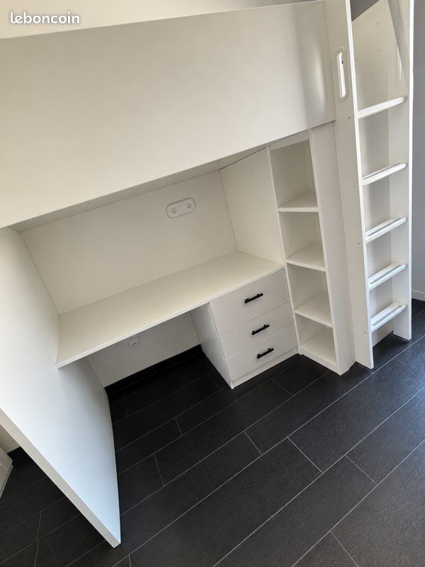 Lit en hauteur (bonne état,à négocier) IKEA (image 3)