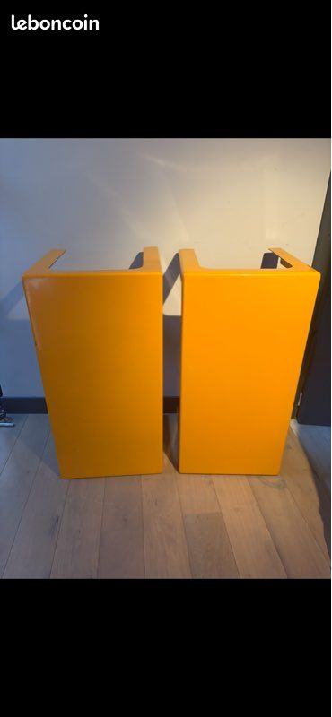 Table basse Prisunic en fibre de verre orange années 70 design (image 3)