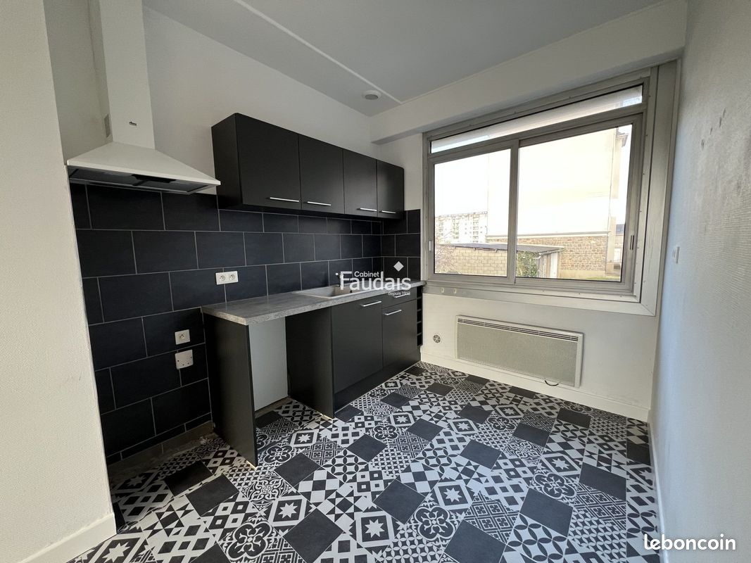 Appartement 3 pièces 75 m² · à Saint-Lô · 75 m² · 560 €