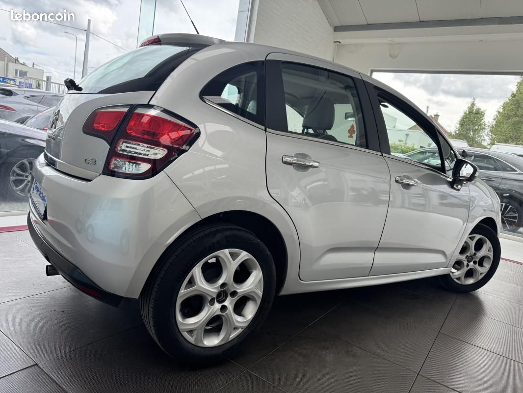 Citroën C3 SEDUCTION 82CH DISTRIBUTION OK CLIM VISIO DRIVE GAR 12M (image 4)