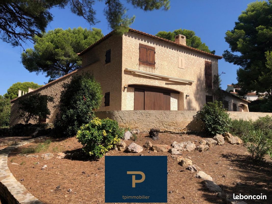 Maison 5 pièces 110 m² · à Saint-Cyr-sur-Mer · 110 m² · 1 098 000 €