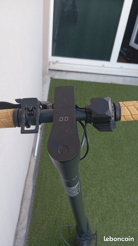 Trotinette électrique renault (image 4)