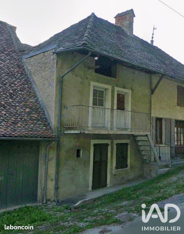 Maison 9 pièces 117 m² · à Clelles · 117 m² · 98 000 €