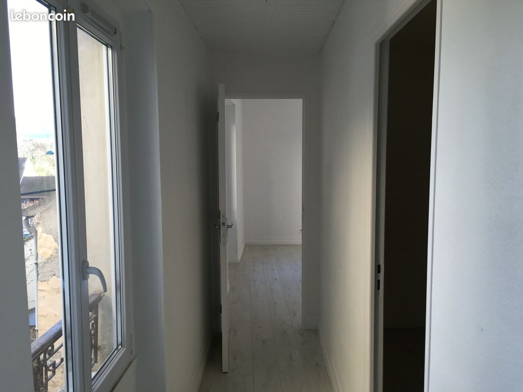 Appartement 5 pièces 90 m² · à Breuillet · 90 m² · 230 000 €