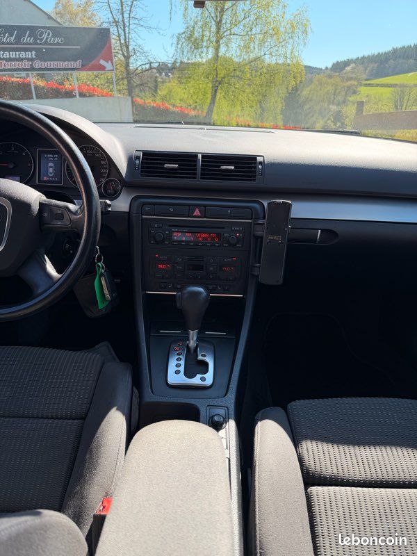 Audi A4 2.0 TDI 140 cv Boîte auto automatique (image 5)