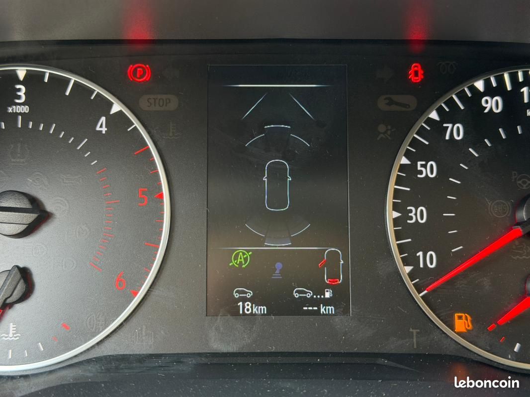 Renault Trafic FOURGON FG BLUE DCI 130 L1H1 2T8 GSR2 ADVANCE (image 9)