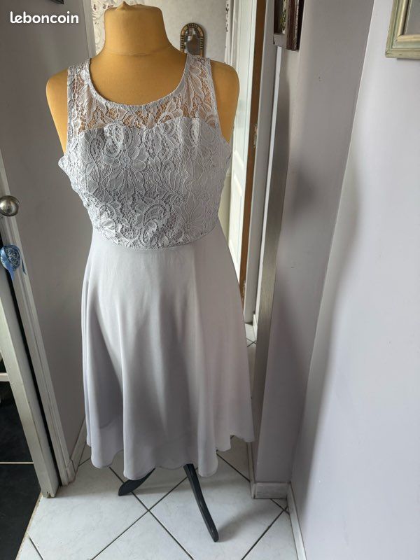 Femme robe « fêtes / cocktails » T 42 (image 1)