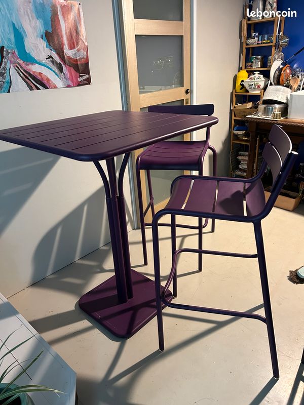 FERMOB, table mange-debout et tabourets (image 3)