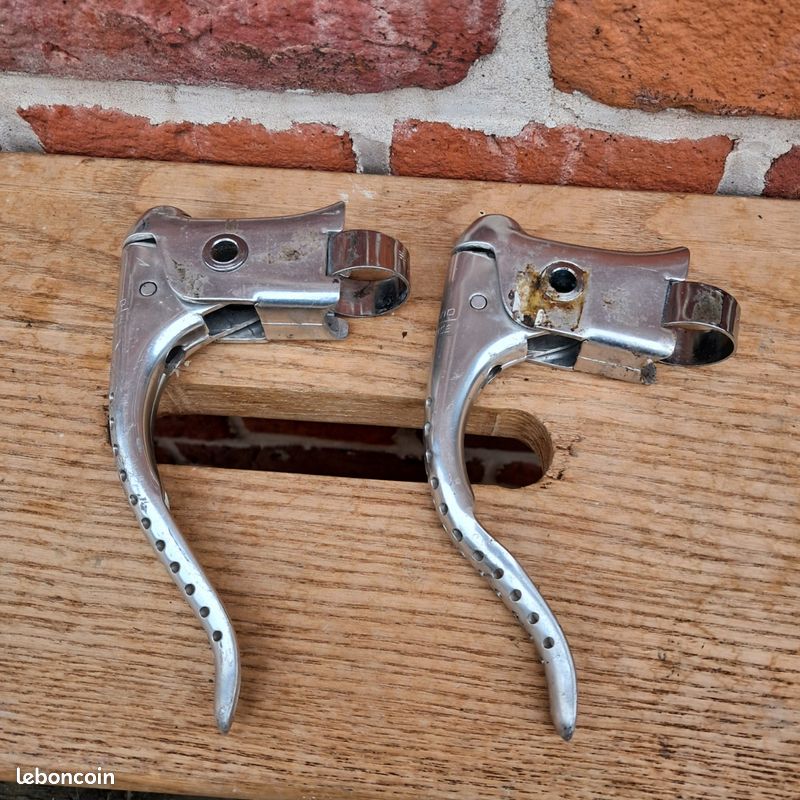 Braun Vintage Levier De Frein Droit Shimano Dura-Ace BL-7402 - Neuf En Boîte (NOS), Vintage, Pour Vélo Rétro Levier Frein Droit Dura-Ace Pour BL-7402 Braun Vintage Levier De Frein Droit Shimano Dura-Ace BL-7402 - Neuf En Boîte (NOS), Vintage, Pour Vélo Rétro Levier Frein Droit Dura-Ace Pour BL-7402