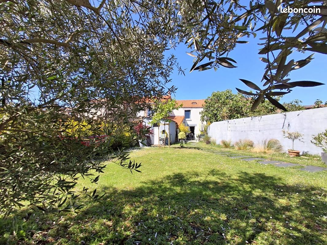 Maison 5 pièces 99 m² · à La Chevrolière · 99 m² · 266 500 €