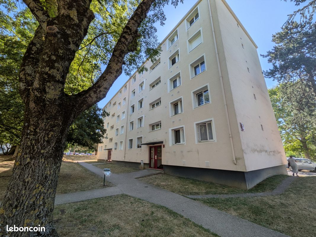 Appartement 3 pièces 56 m² · à Taverny · 56 m² · 990 €