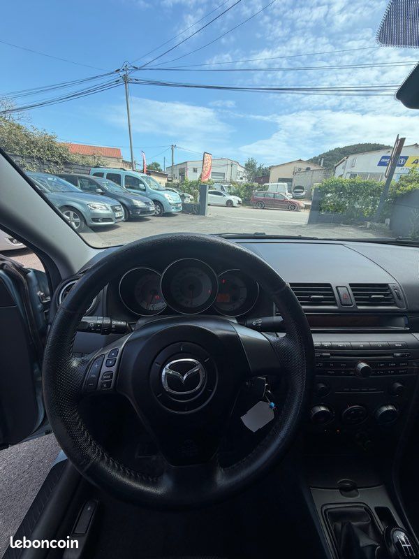 Mazda 3 berline 1.6 élégance (image 11)