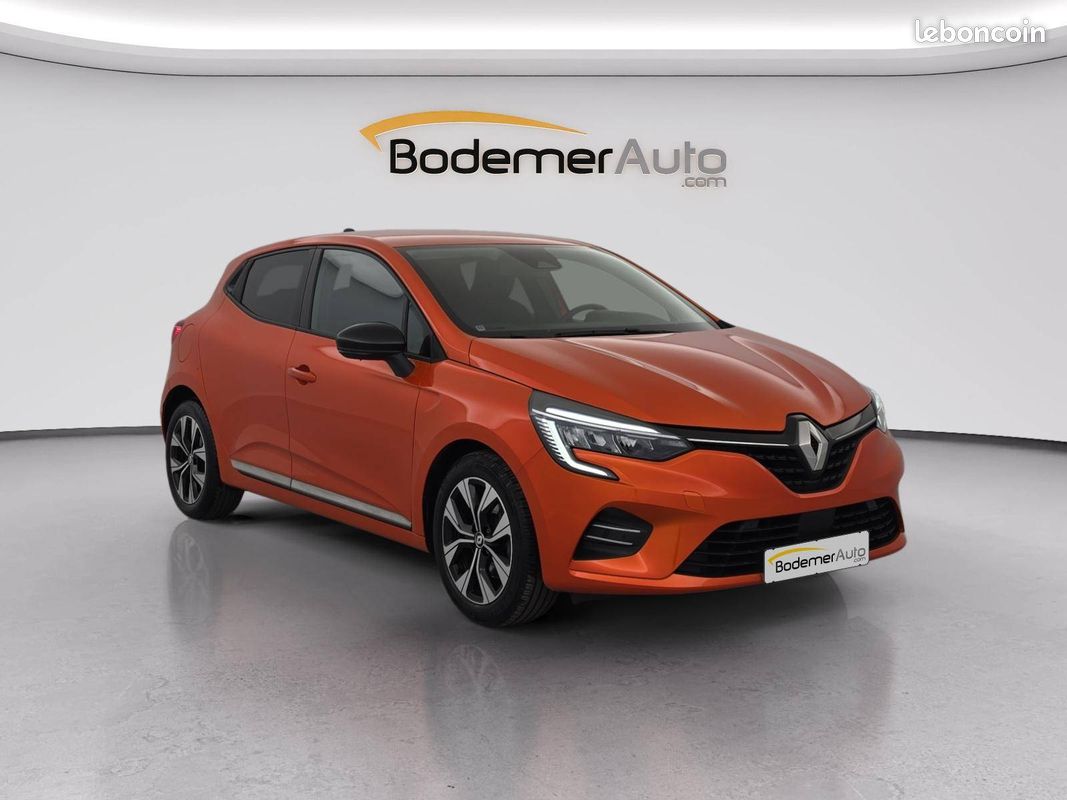 RENAULT Clio Blue dCi 100 Evolution (image 7)