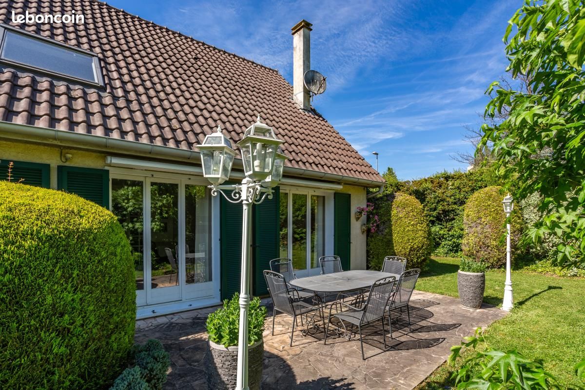 Maison 7 pièces 180 m² · à La Queue-en-Brie · 180 m² · 470 000 €