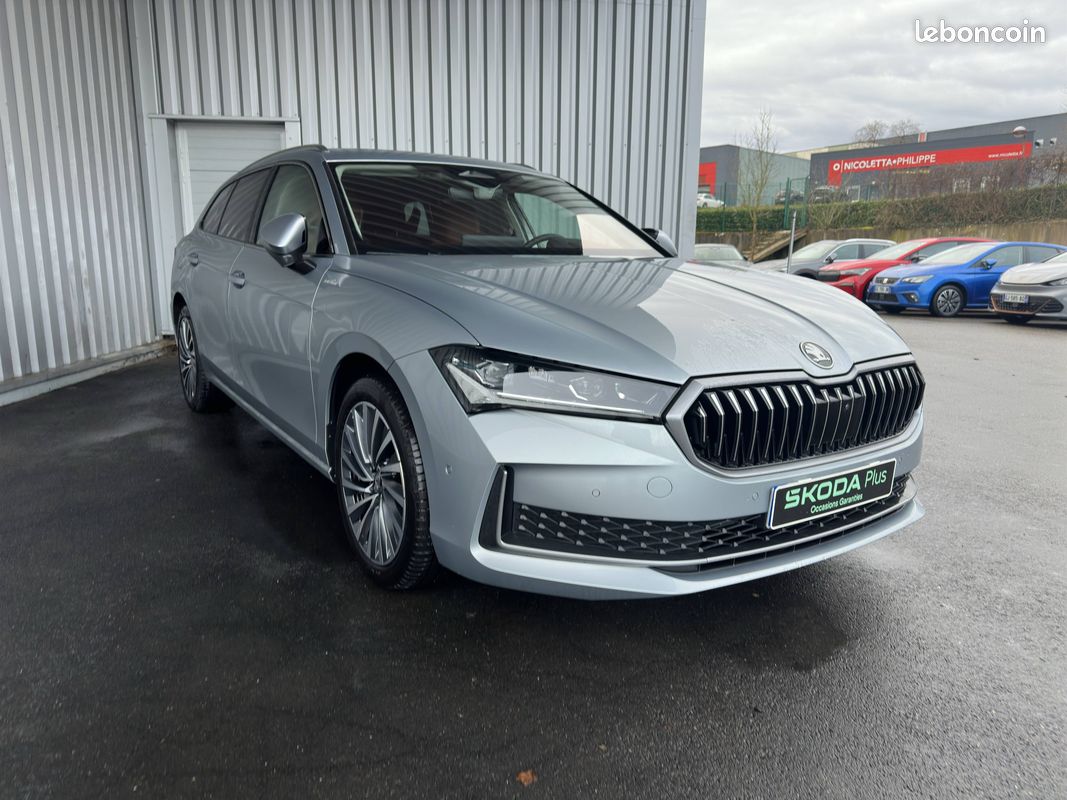 SKODA Superb Combi 1.5 TSI mHEV 150 ch ACT DSG7 Laurin & Klement (image 23)