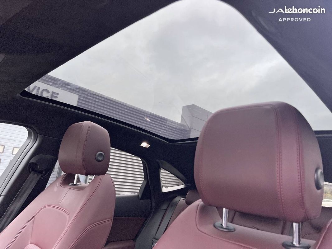 JAGUAR E-Pace P270e ch PHEV AWD BVA R-Dynamic SE (image 13)